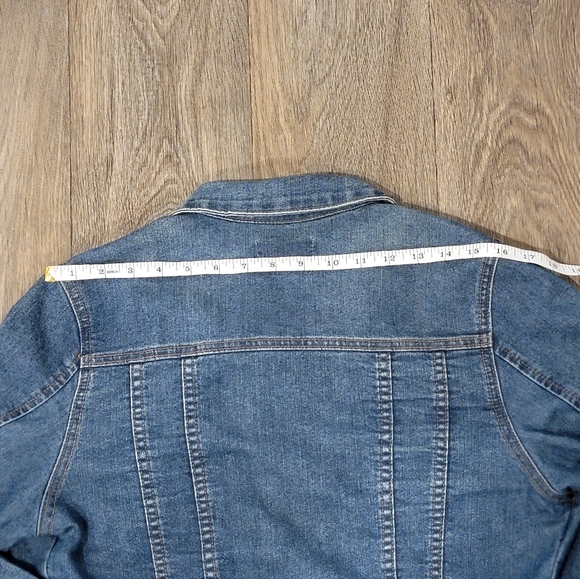 Cropped Chiqle Denim Jacket - Picture 6 of 8